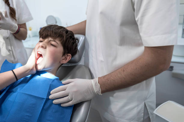 Best Emergency Tooth Extraction in Glade Spring, VA